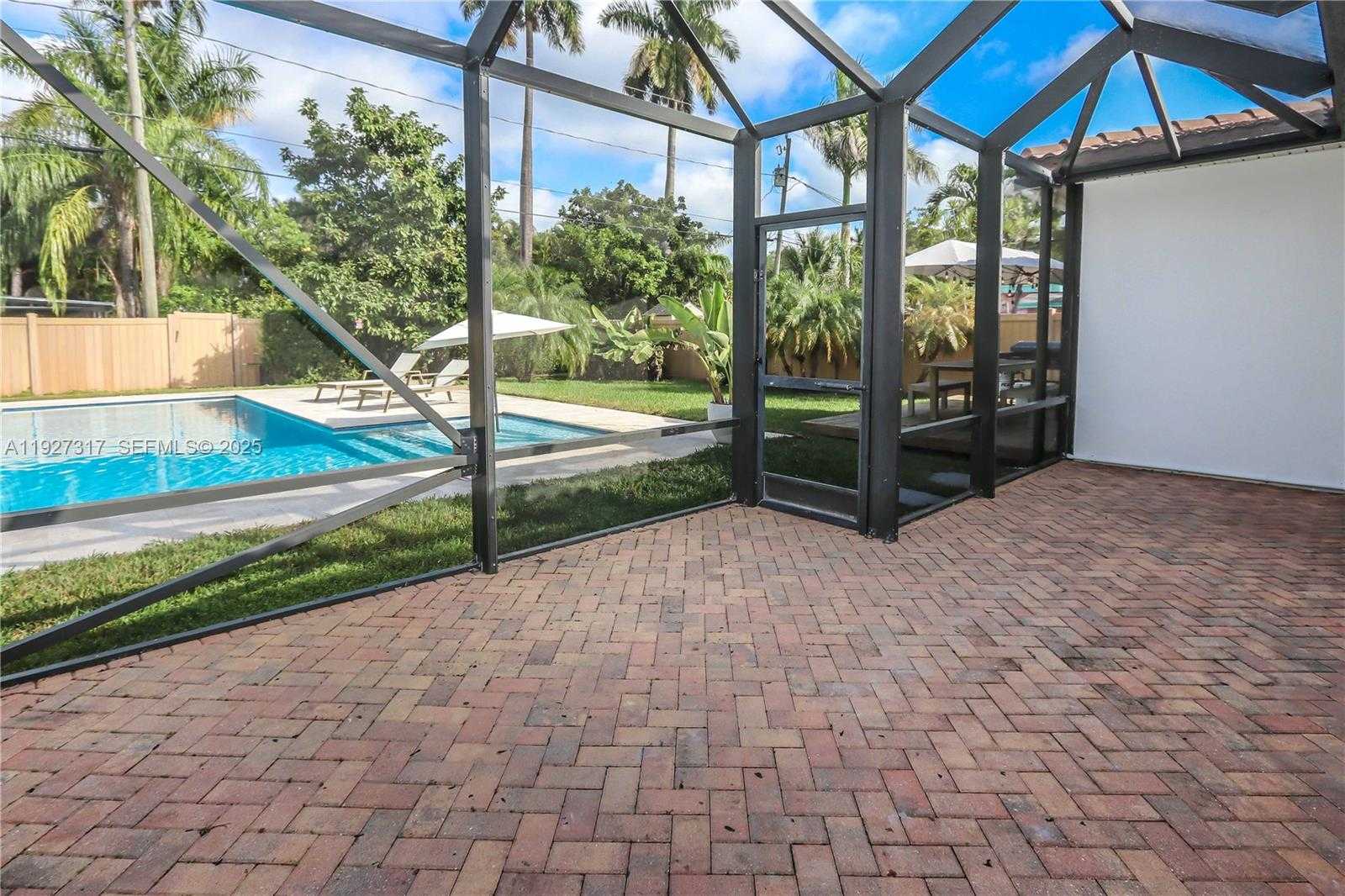 Small Image of 1417 JACKSON ST, Hollywood Number 34