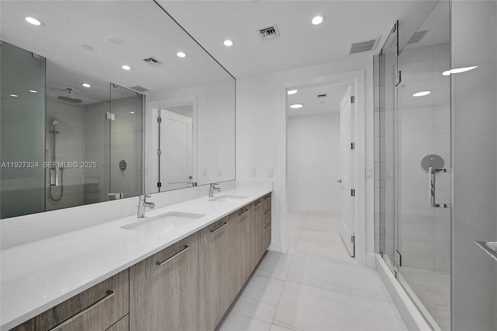 Small Image of 153 NORTH SEABREEZE BLVD #503-S, Fort Lauderdale Number 21