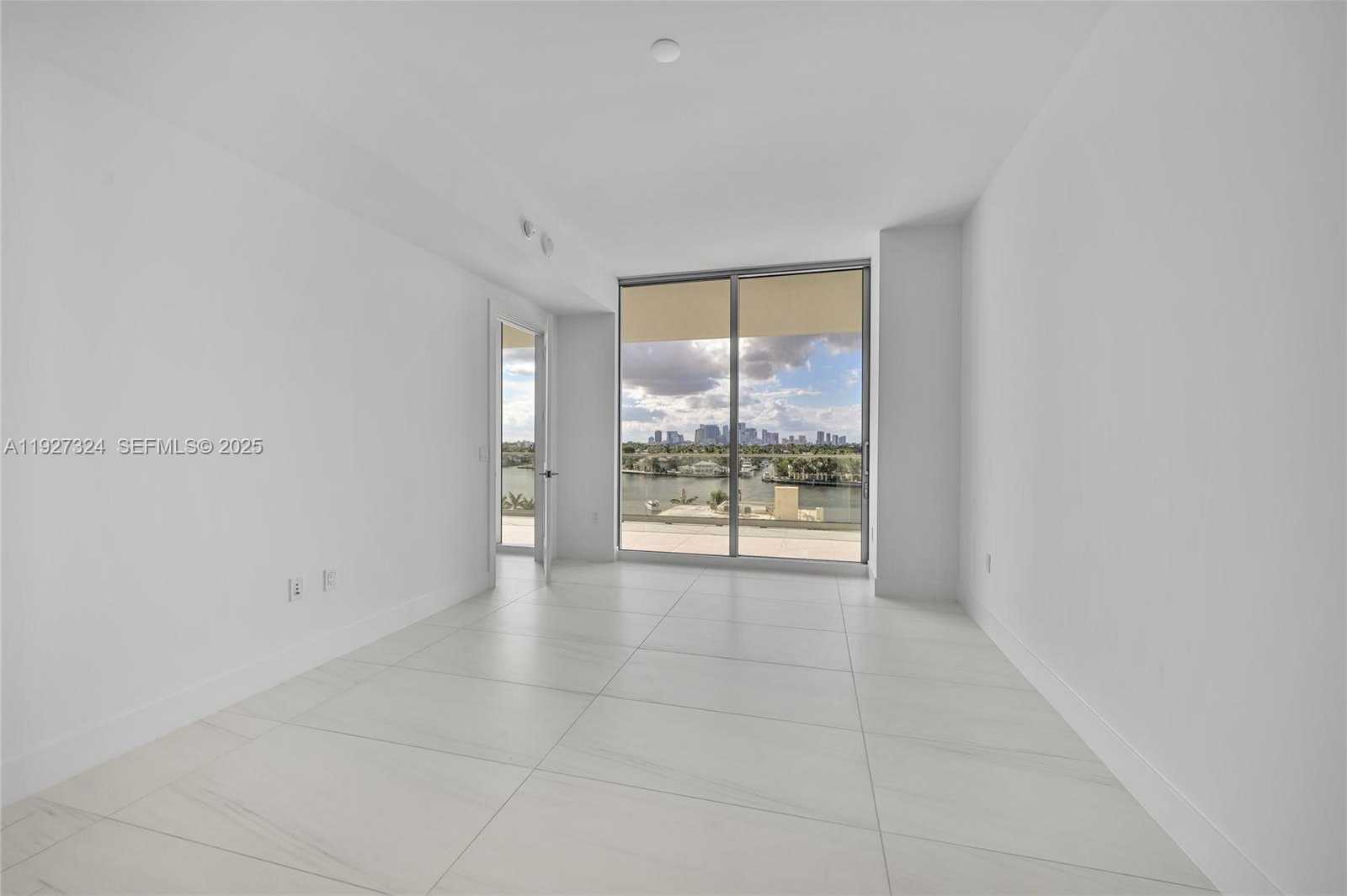 Small Image of 153 NORTH SEABREEZE BLVD #503-S, Fort Lauderdale Number 5