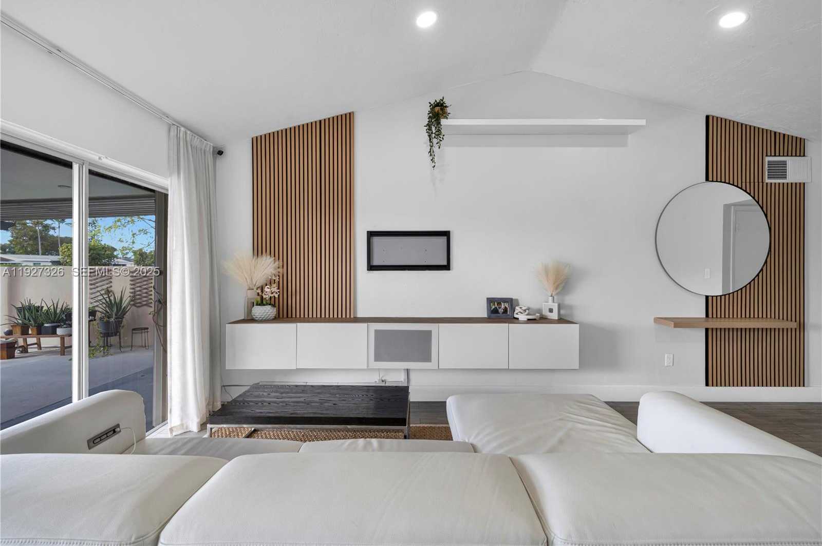 Small Image of 11974 SOUTH WEST 110TH ST CIR S, Miami Number 1