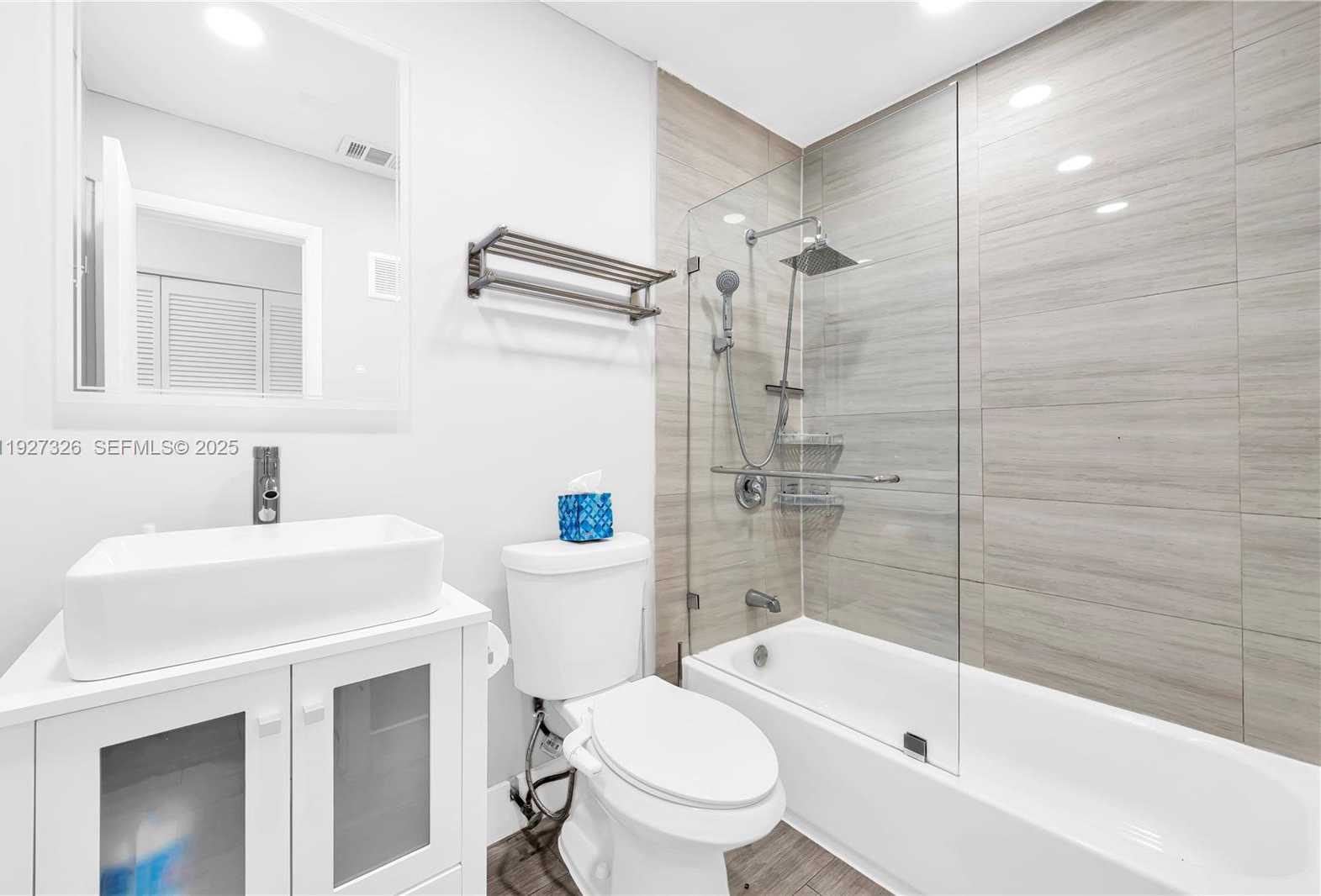 Small Image of 11974 SOUTH WEST 110TH ST CIR S, Miami Number 18