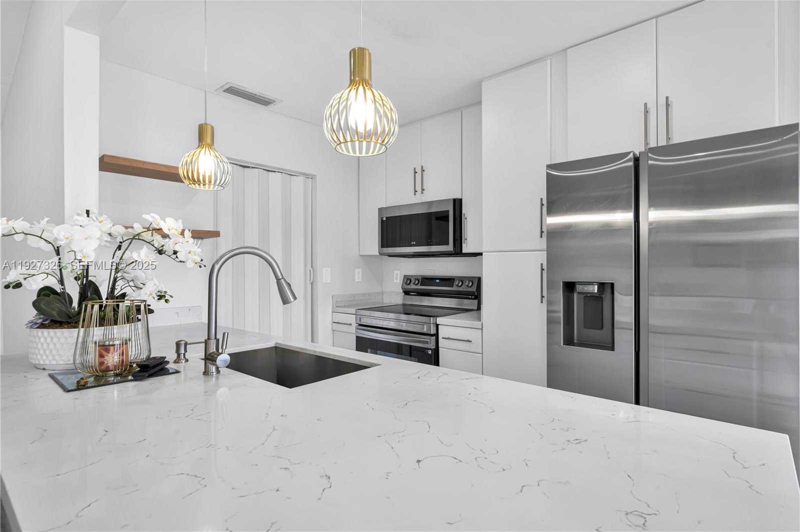 Small Image of 11974 SOUTH WEST 110TH ST CIR S, Miami Number 2