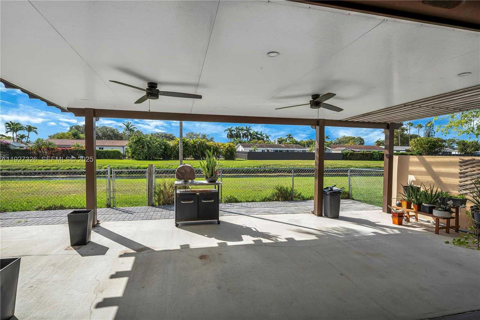 Small Image of 11974 SOUTH WEST 110TH ST CIR S, Miami Number 29