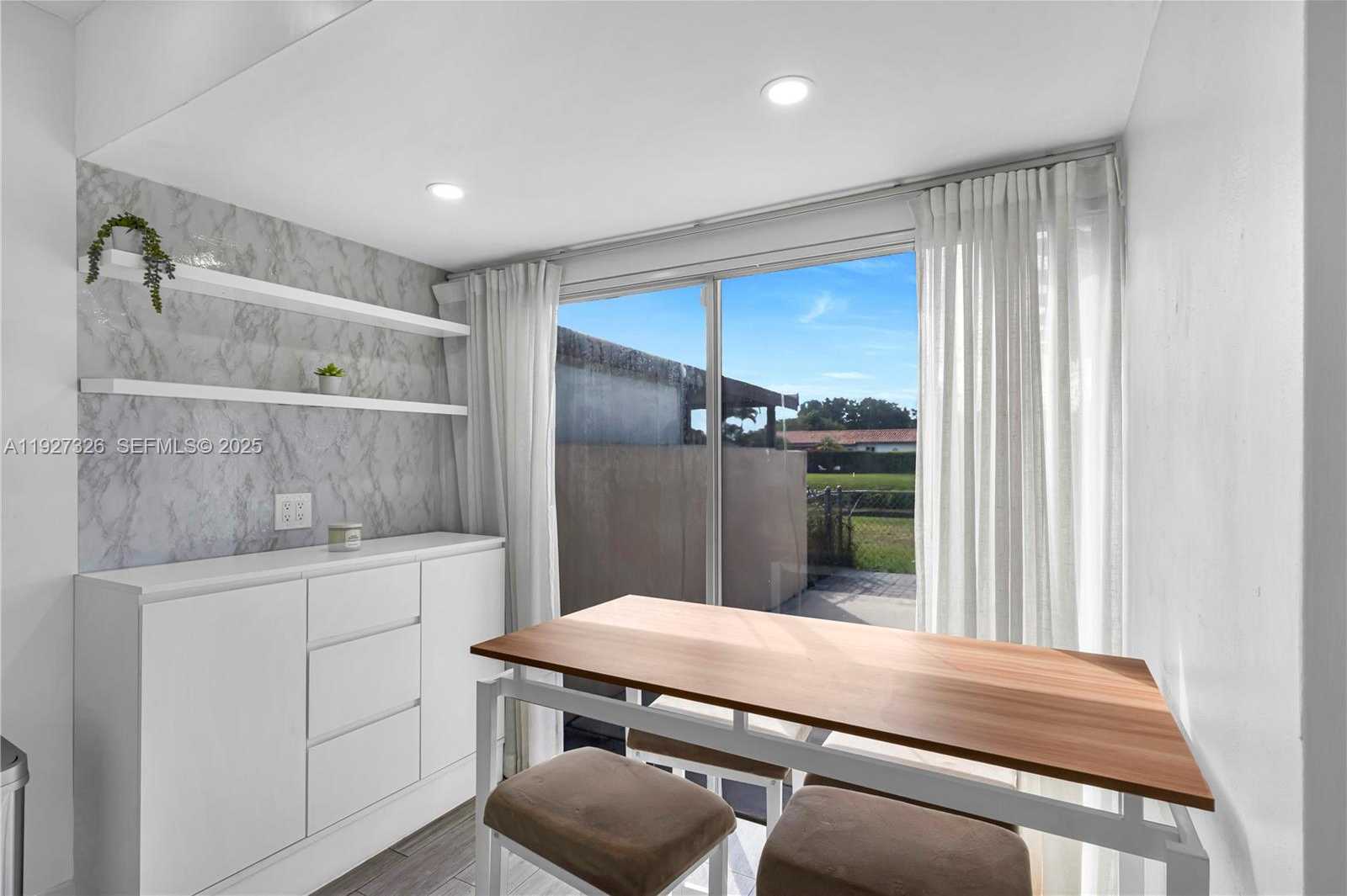 Small Image of 11974 SOUTH WEST 110TH ST CIR S, Miami Number 7