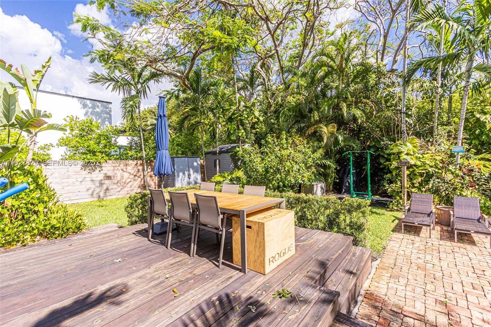 Small Image of 665 NORTH EAST 120TH ST, Biscayne Park Number 26