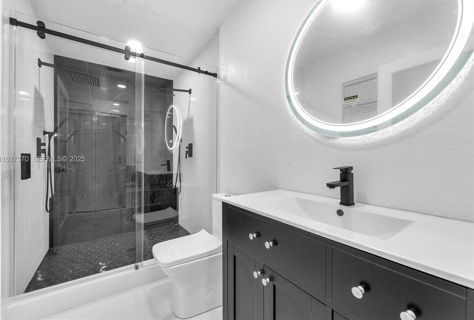 Imagen de Pequeño Objeto