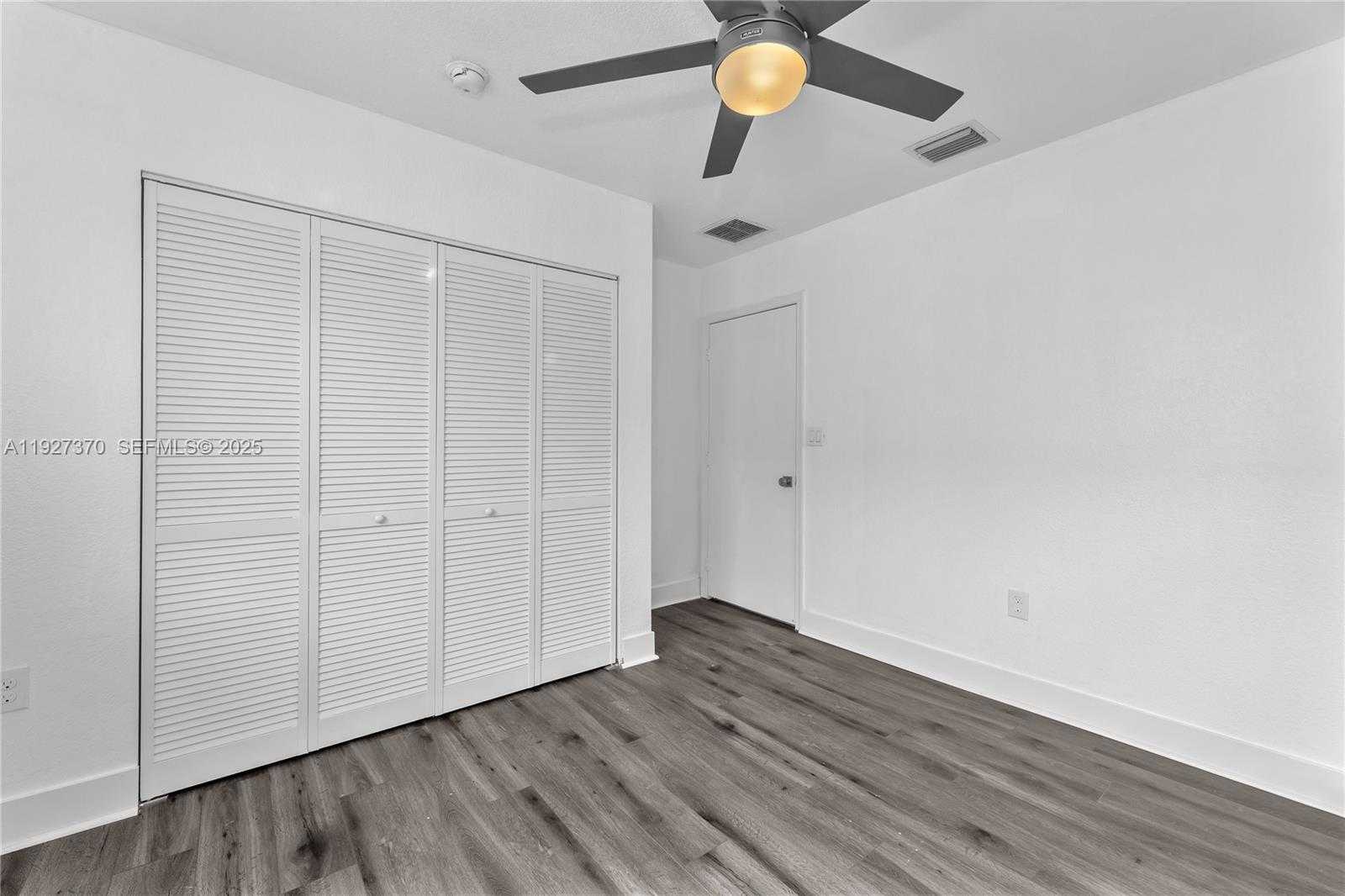 Imagen de Pequeño Objeto