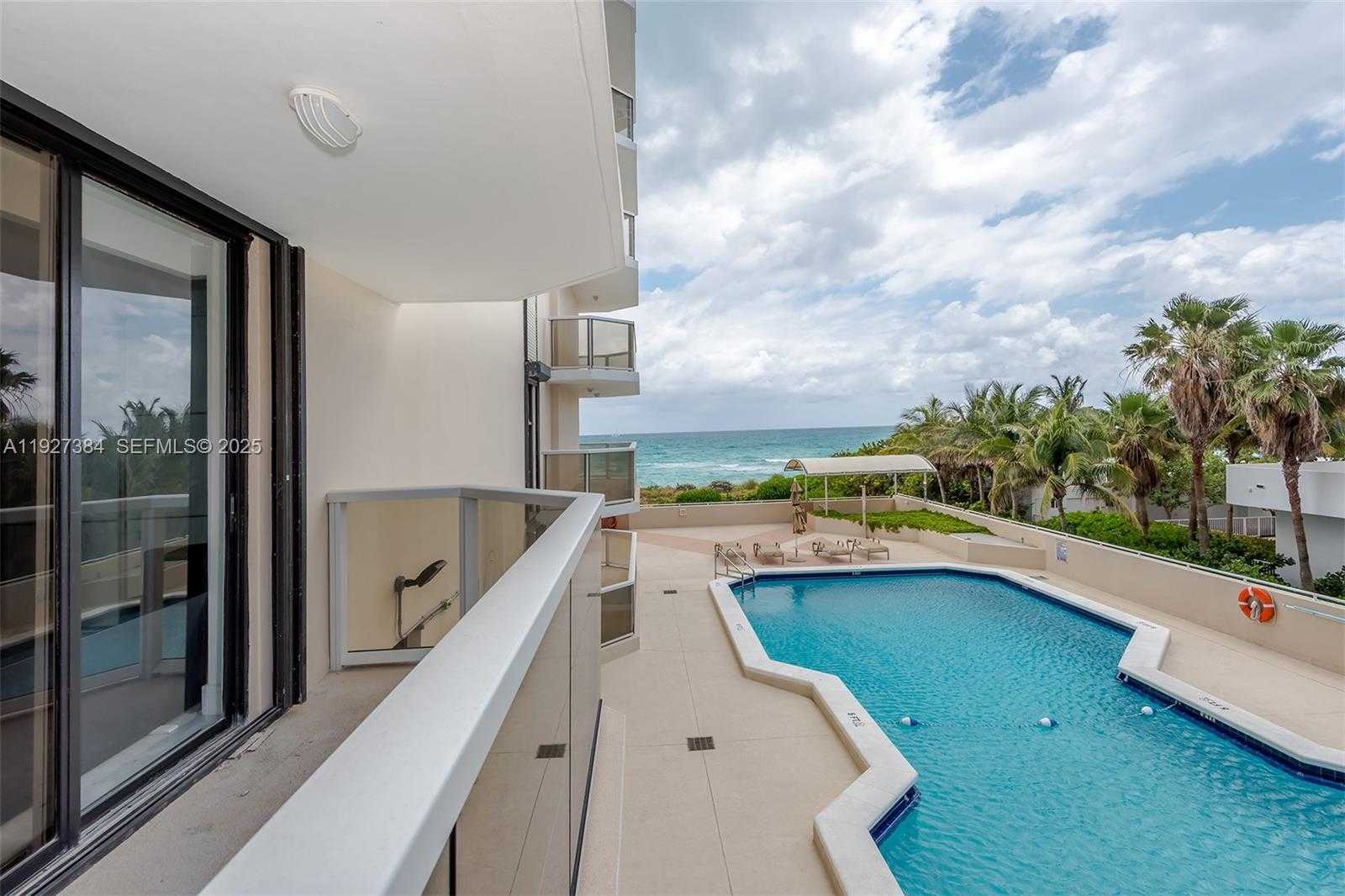 Small Image of 6423 COLLINS AVE #304, Miami Beach Number 13