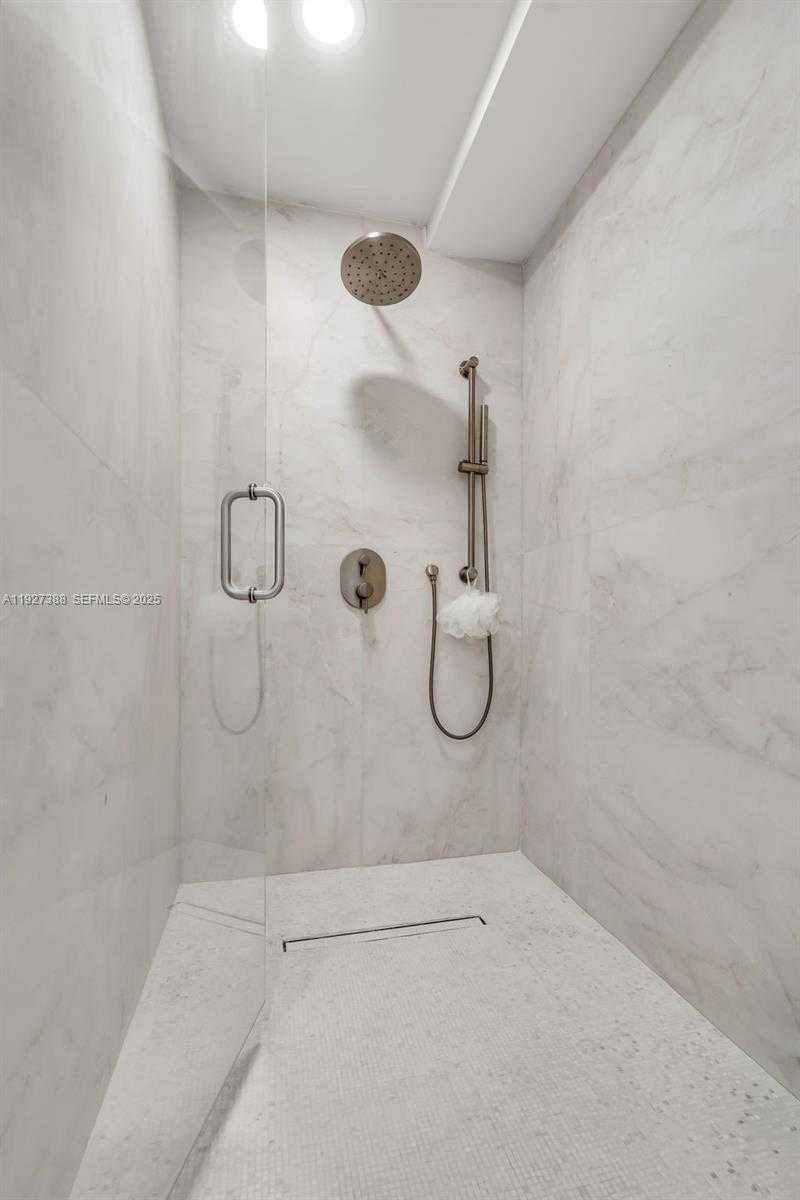 Small Image of 92 SOUTH WEST 3RD ST #5204, Miami Number 23