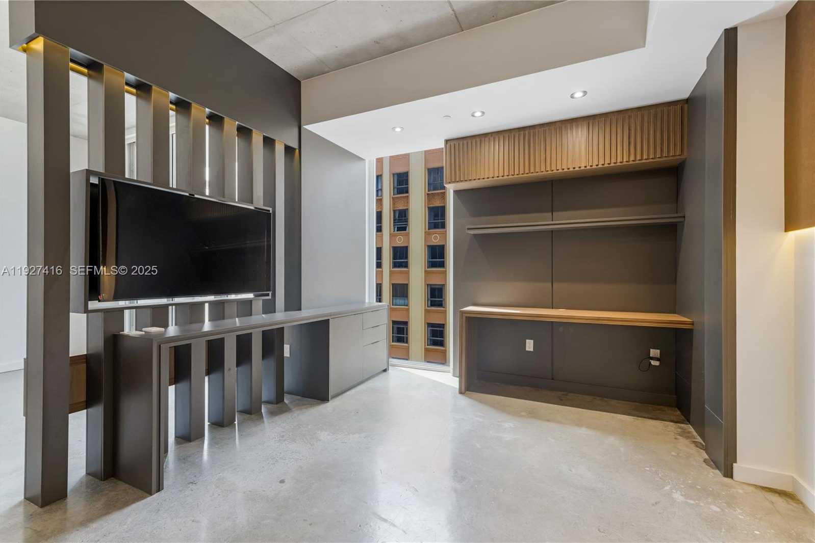 Imagen de Pequeño Objeto