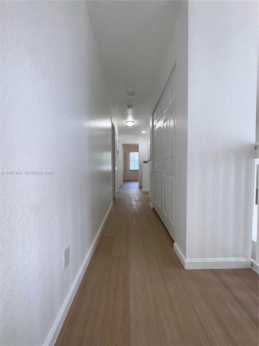 Small Image of 4950 PELICAN MNR, Coconut Creek Number 15