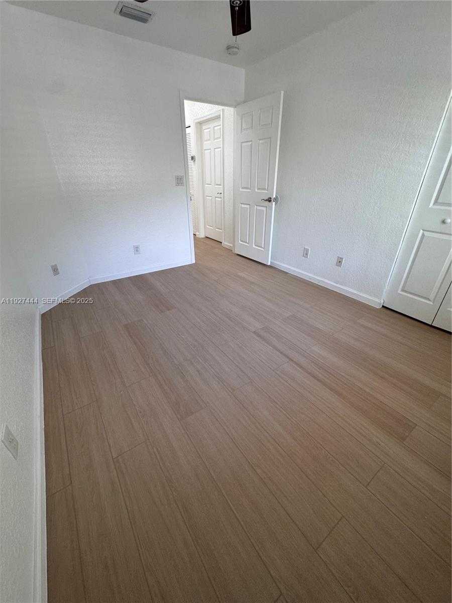 Small Image of 4950 PELICAN MNR, Coconut Creek Number 23