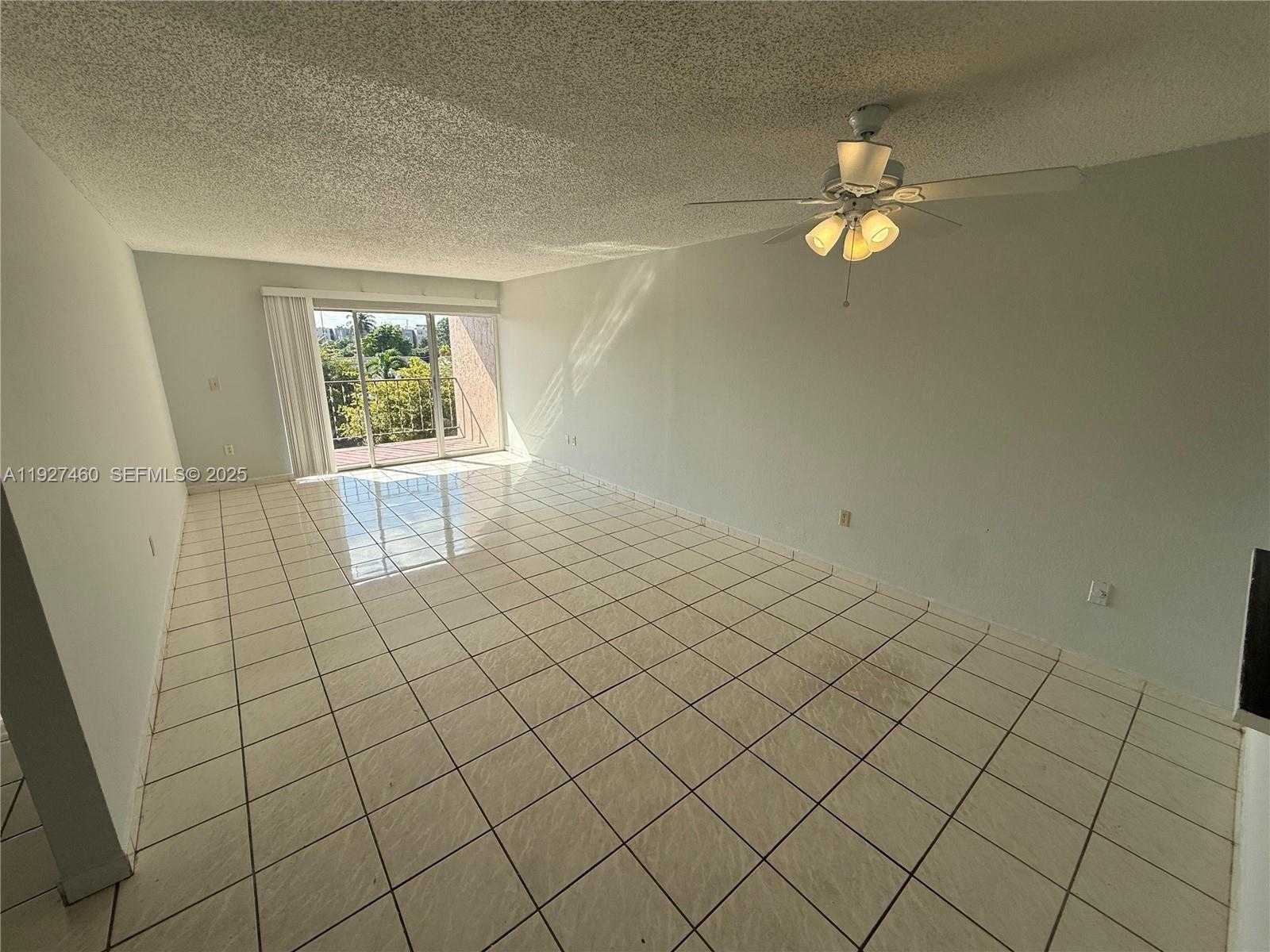 Small Image of 1900 WEST 68TH ST #G308, Hialeah Number 5
