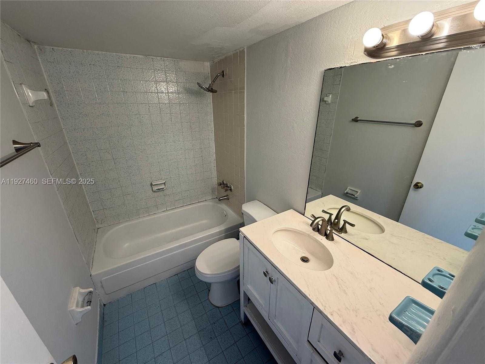 Small Image of 1900 WEST 68TH ST #G308, Hialeah Number 7