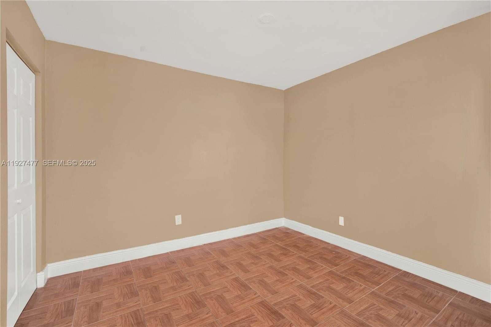 Small Image of 1340 LINCOLN RD #207, Miami Beach Number 11