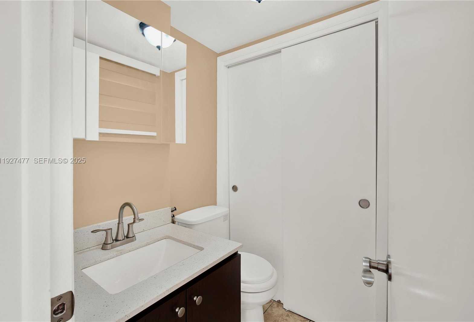 Small Image of 1340 LINCOLN RD #207, Miami Beach Number 16