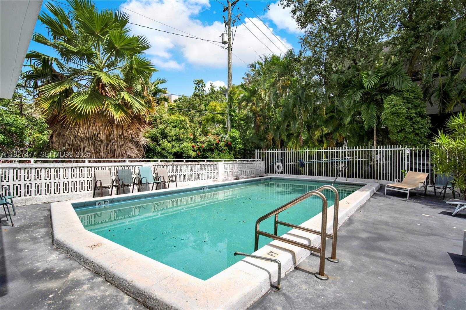 Small Image of 1340 LINCOLN RD #207, Miami Beach Number 28