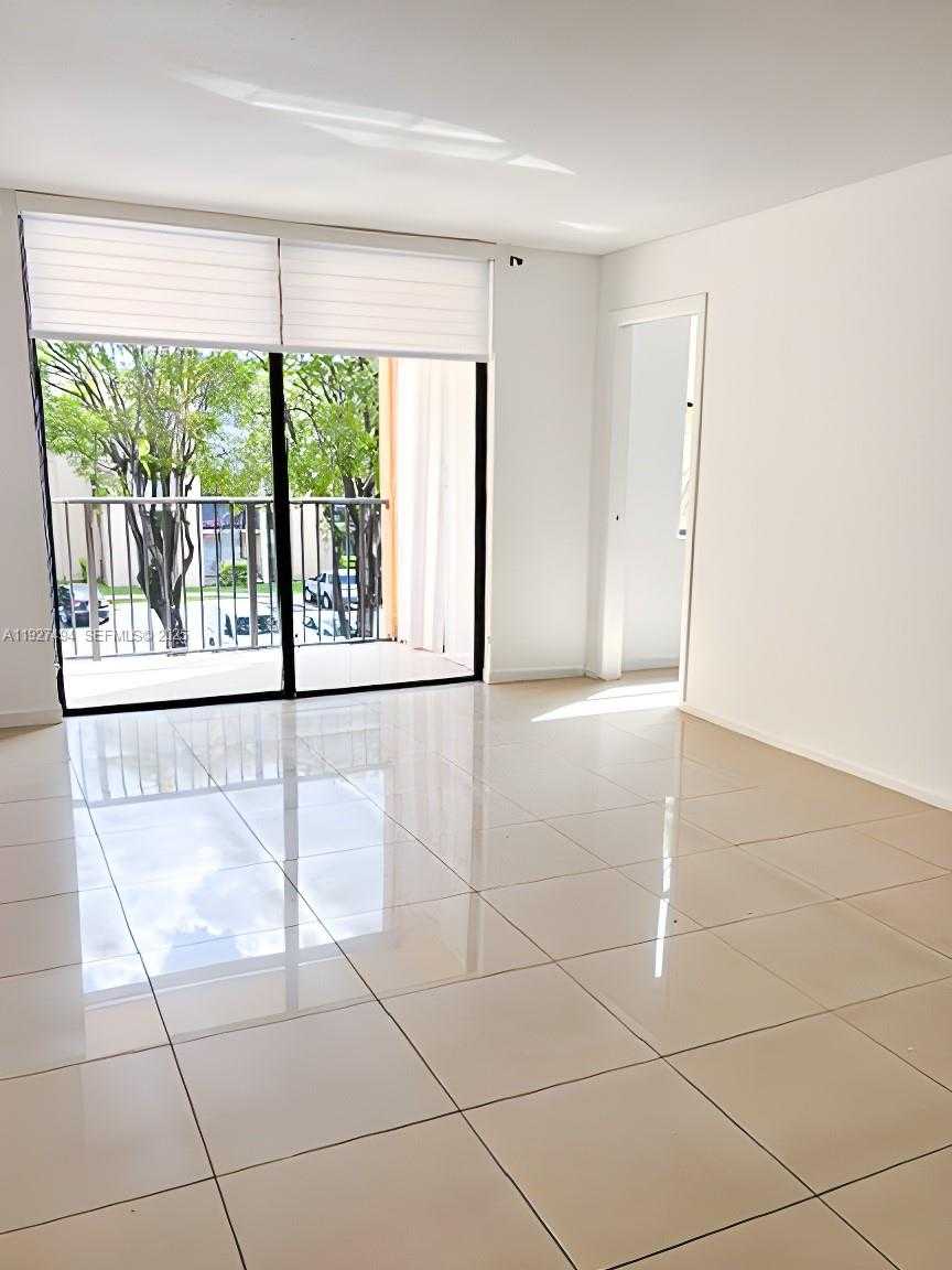 Small Image of 14301 NORTH KENDALL DR #310B, Miami Number 2