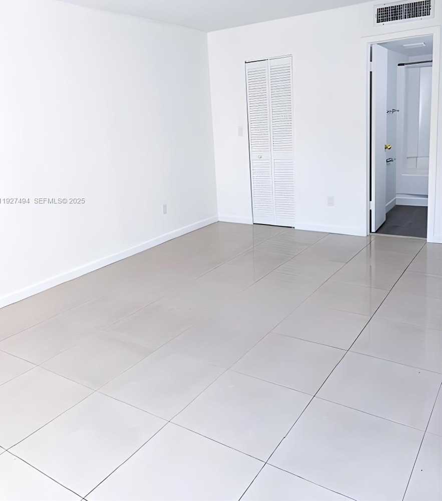 Small Image of 14301 NORTH KENDALL DR #310B, Miami Number 4