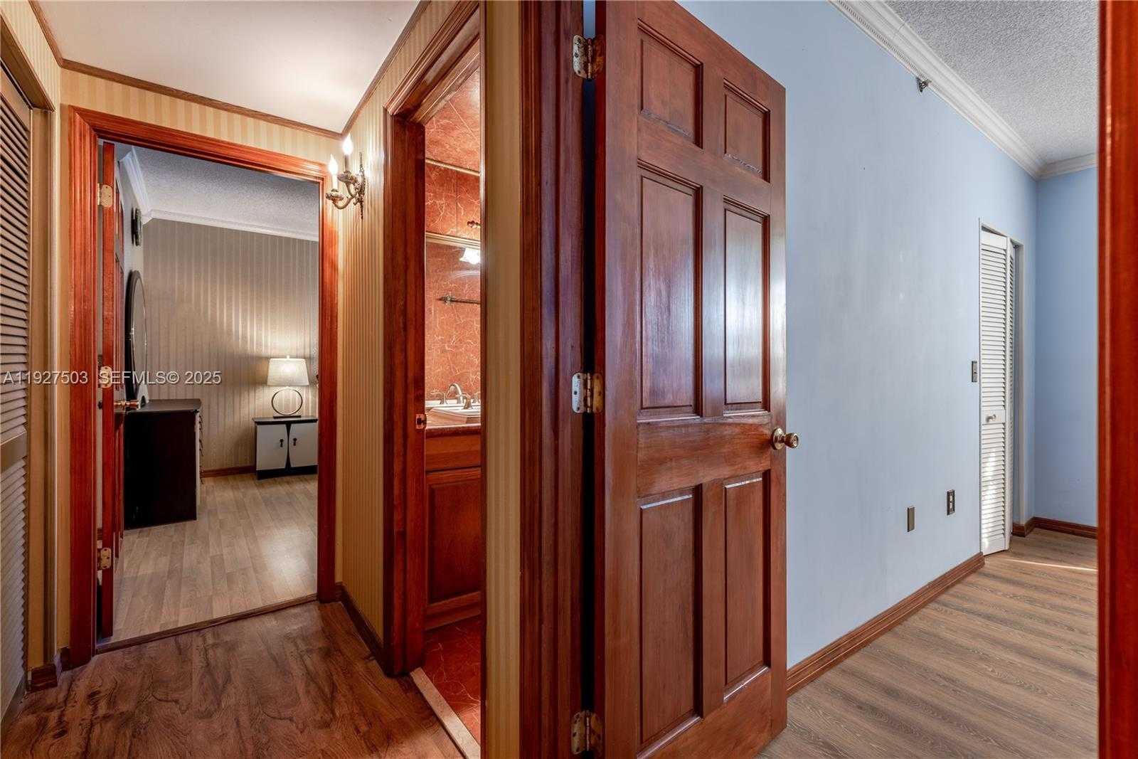 Small Image of 19601 EAST COUNTRY CLUB DR #7102, Aventura Number 20