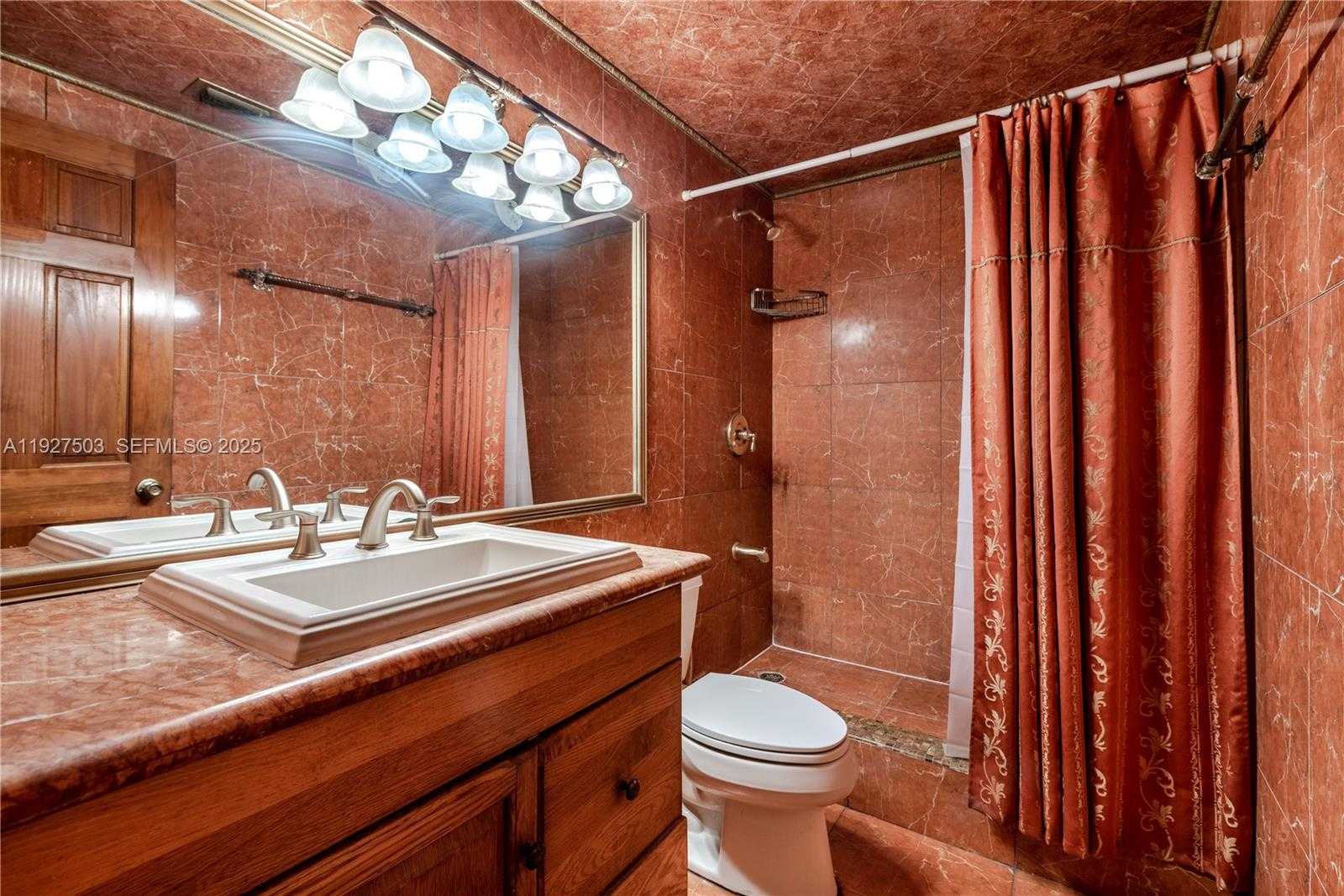 Small Image of 19601 EAST COUNTRY CLUB DR #7102, Aventura Number 24