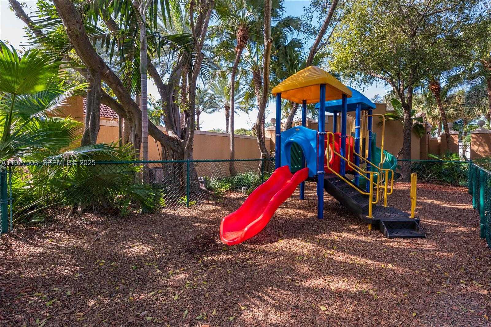 Small Image of 19601 EAST COUNTRY CLUB DR #7102, Aventura Number 42