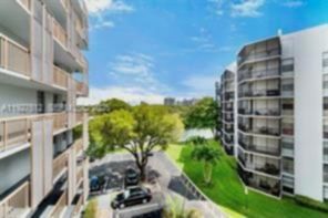 Small Image of 3401 NORTH COUNTRY CLUB DR #206, Aventura Number 39