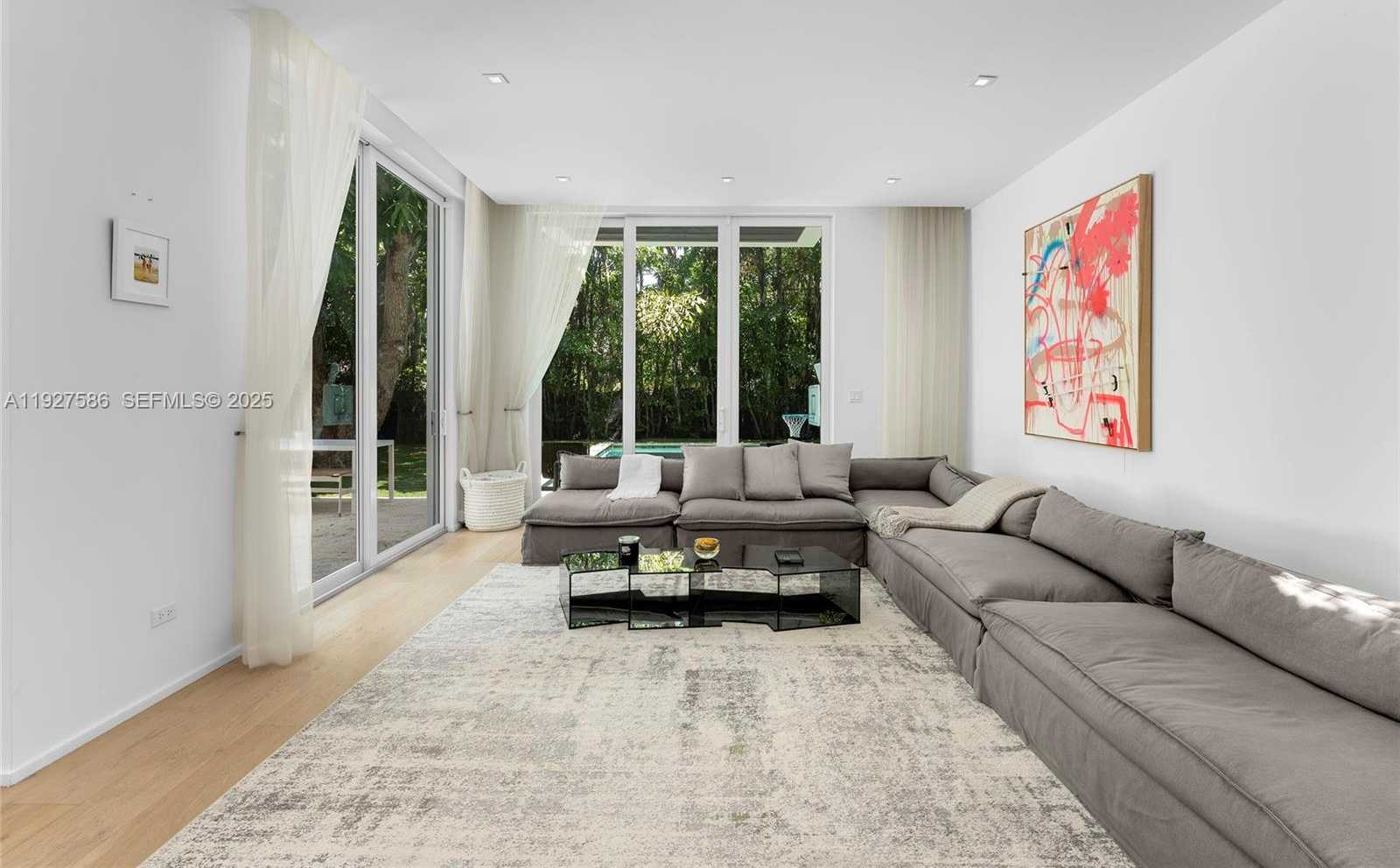 Small Image of 335 WEST 46TH ST, Miami Beach Number 14