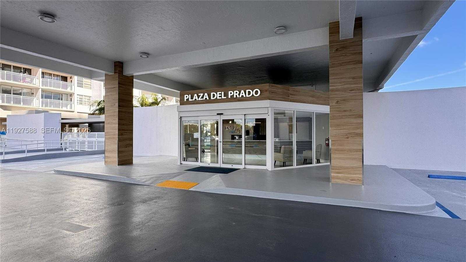 Small Image of 18071 BISCAYNE BLVD #704, Aventura Number 56