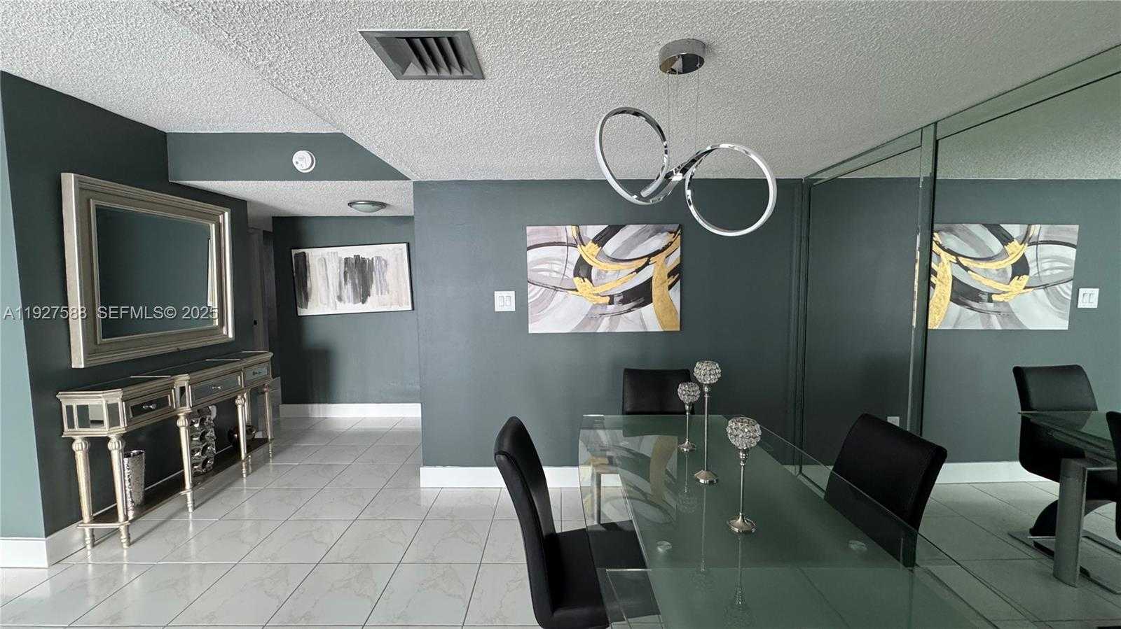 Small Image of 18071 BISCAYNE BLVD #704, Aventura Number 8