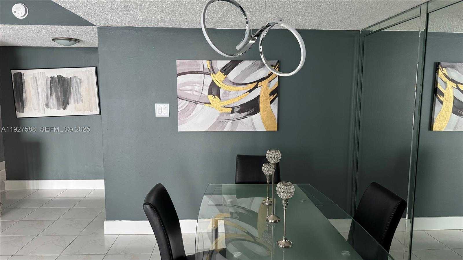 Small Image of 18071 BISCAYNE BLVD #704, Aventura Number 9