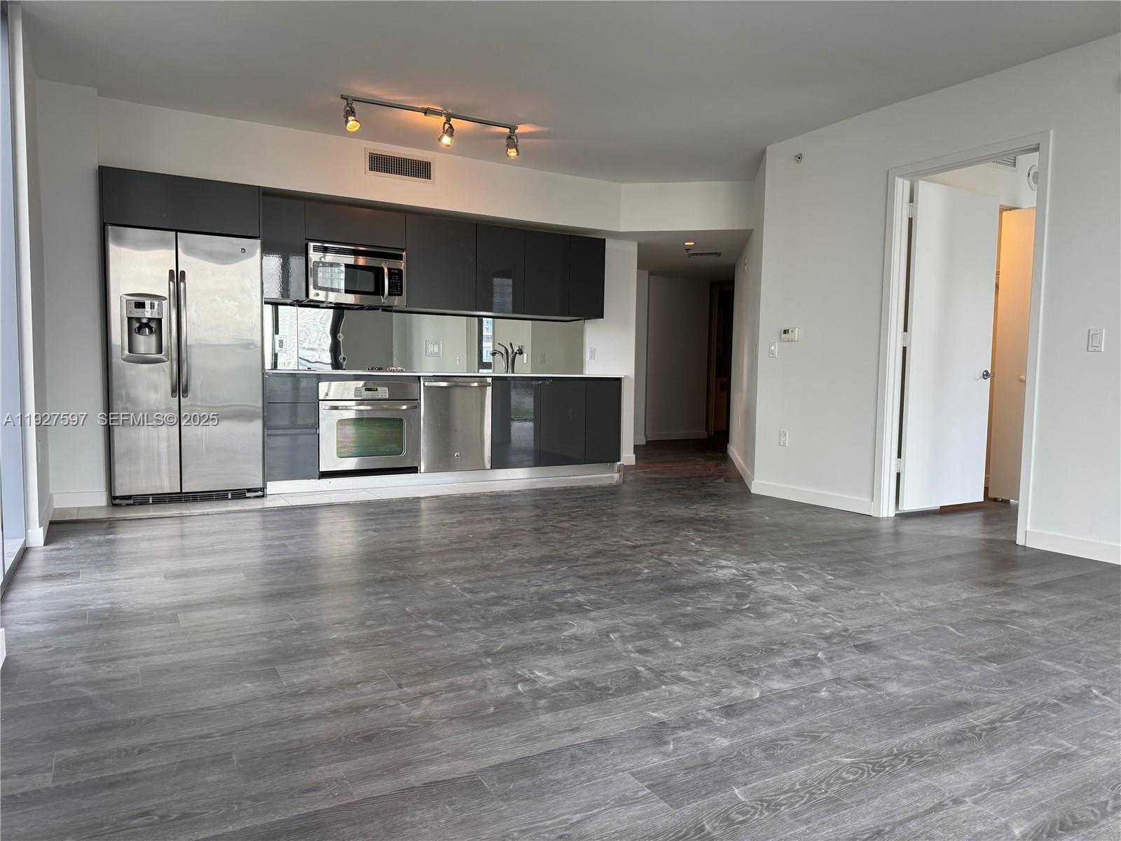 Small Image of 31 SOUTH EAST 6TH ST #902, Miami Number 11