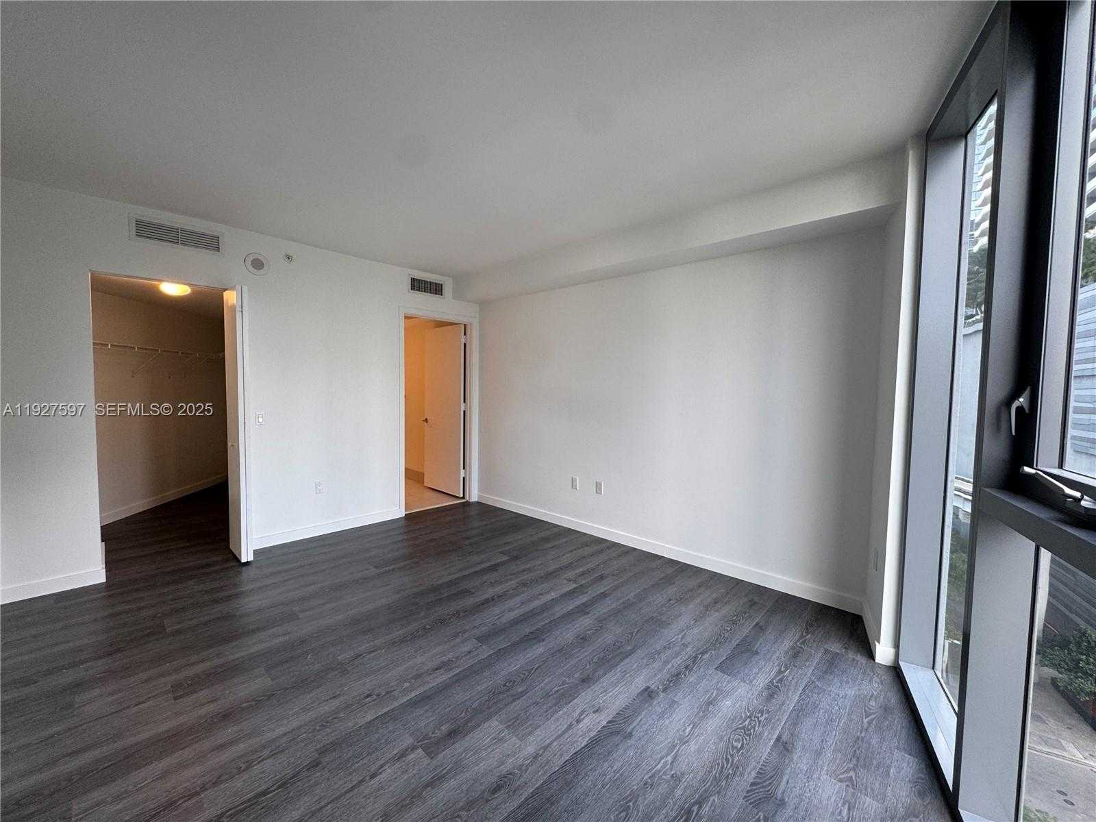 Small Image of 31 SOUTH EAST 6TH ST #902, Miami Number 13