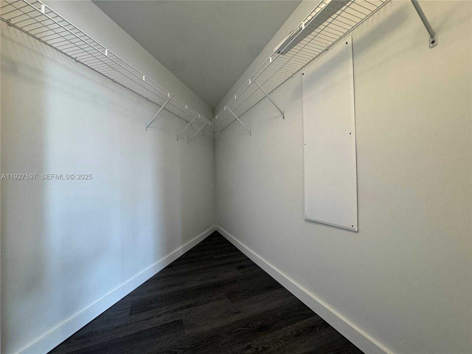 Small Image of 31 SOUTH EAST 6TH ST #902, Miami Number 14