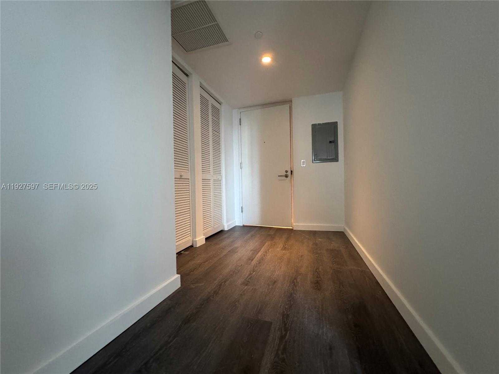 Small Image of 31 SOUTH EAST 6TH ST #902, Miami Number 3