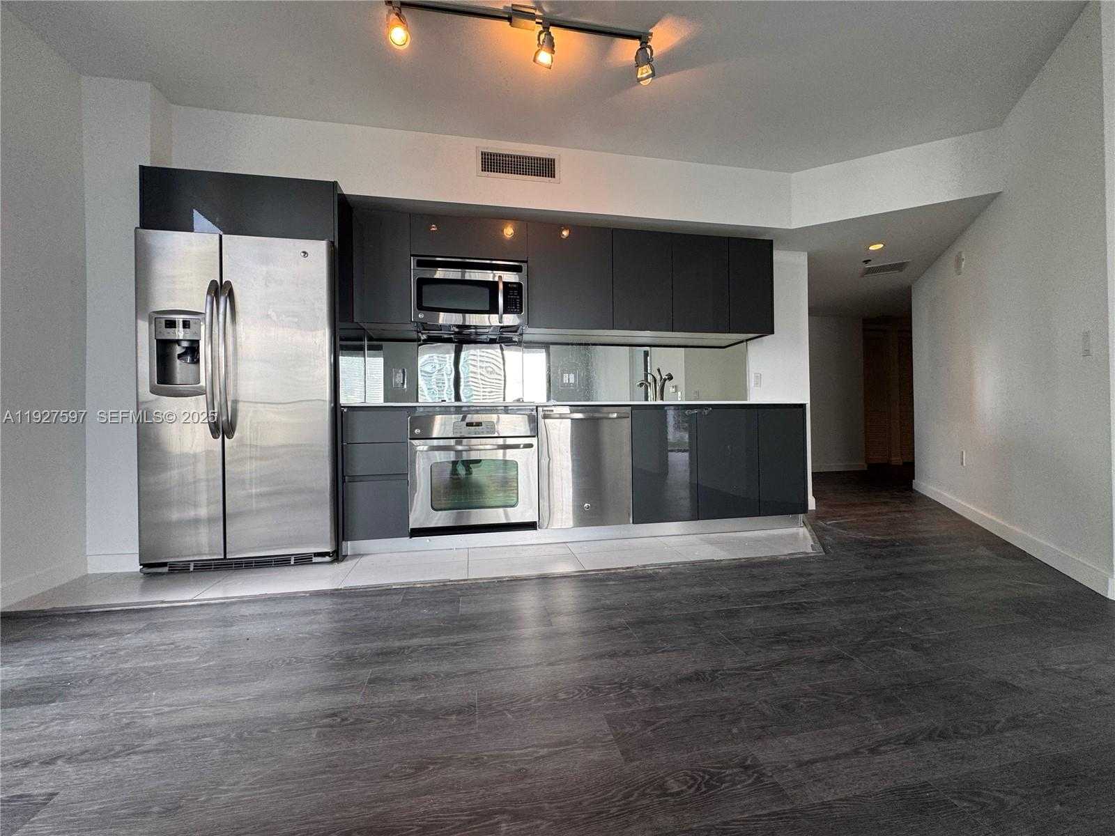 Small Image of 31 SOUTH EAST 6TH ST #902, Miami Number 5