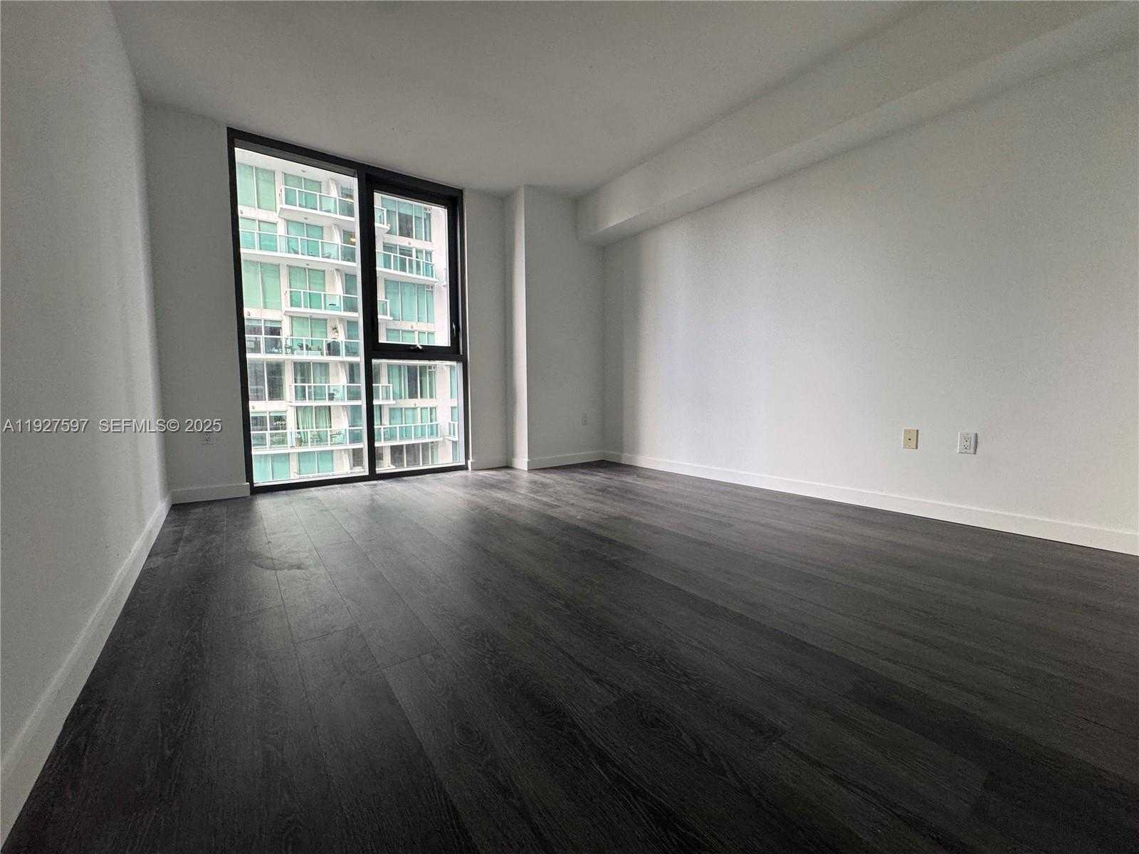 Small Image of 31 SOUTH EAST 6TH ST #902, Miami Number 9