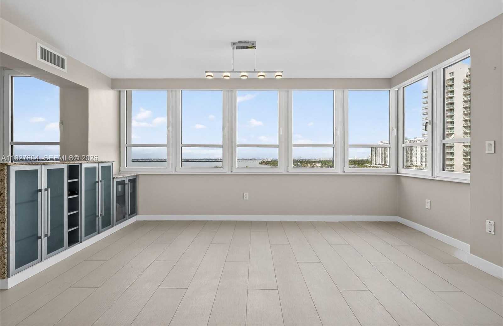 Small Image of 11 ISLAND AVE #1212, Miami Beach Number 11