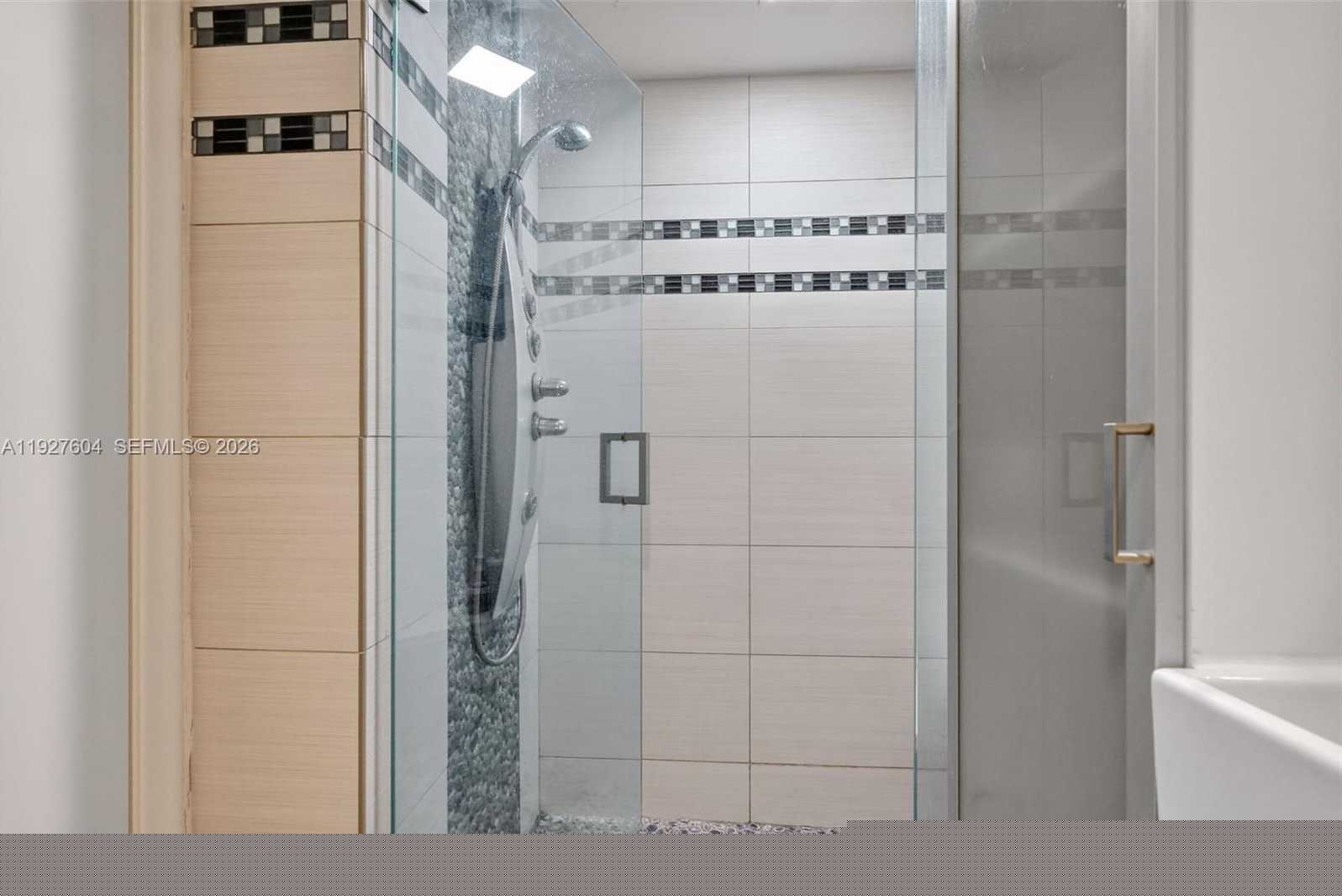 Small Image of 11 ISLAND AVE #1212, Miami Beach Number 30