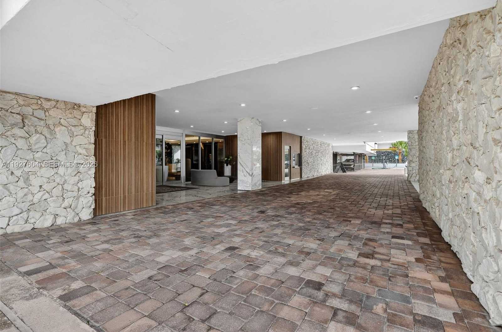 Small Image of 11 ISLAND AVE #1212, Miami Beach Number 42