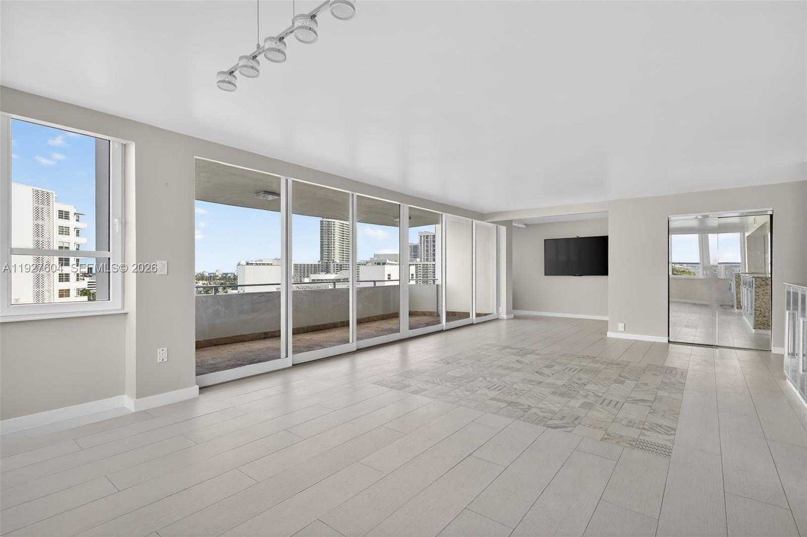 Small Image of 11 ISLAND AVE #1212, Miami Beach Number 7