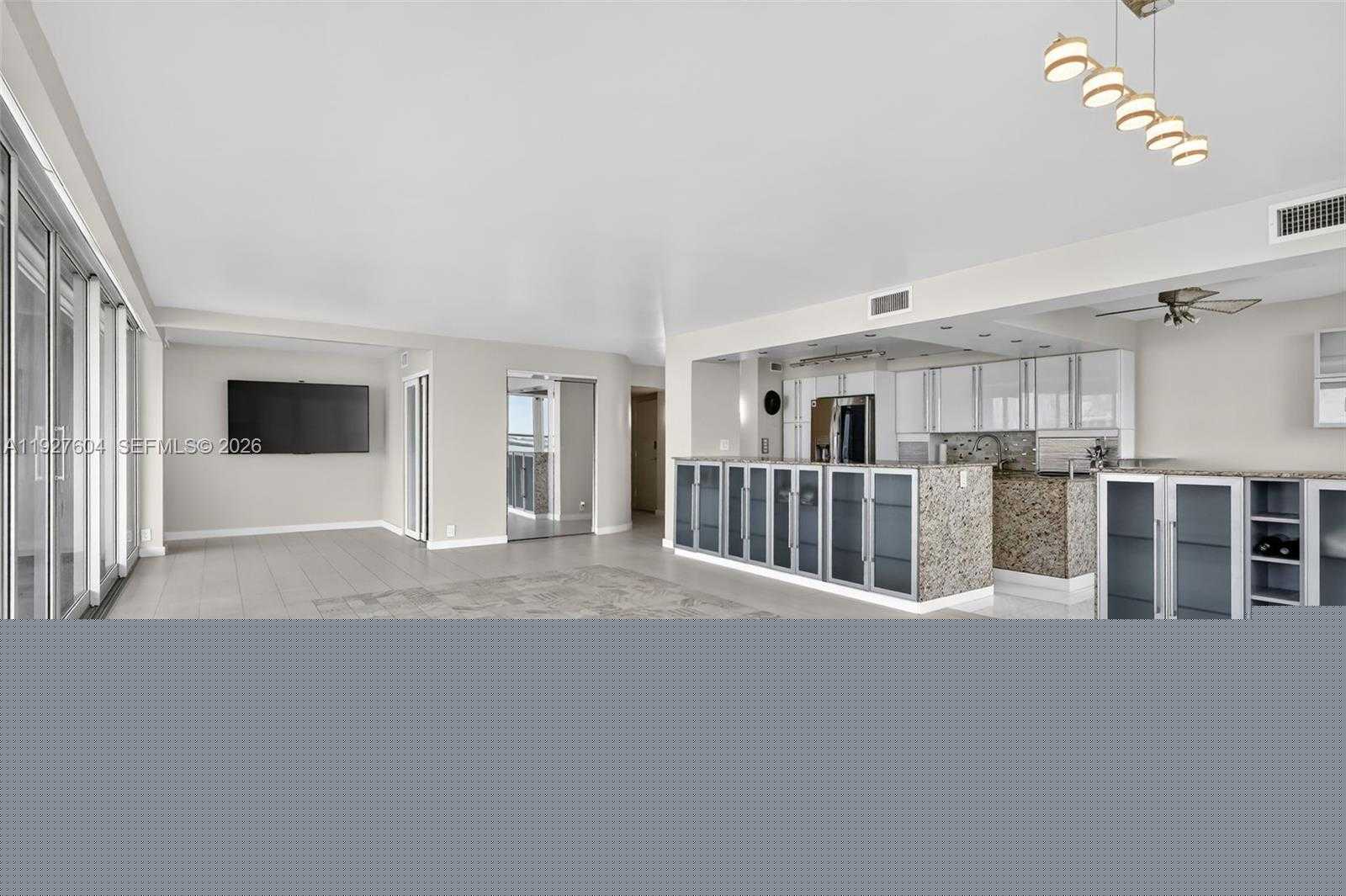 Small Image of 11 ISLAND AVE #1212, Miami Beach Number 8