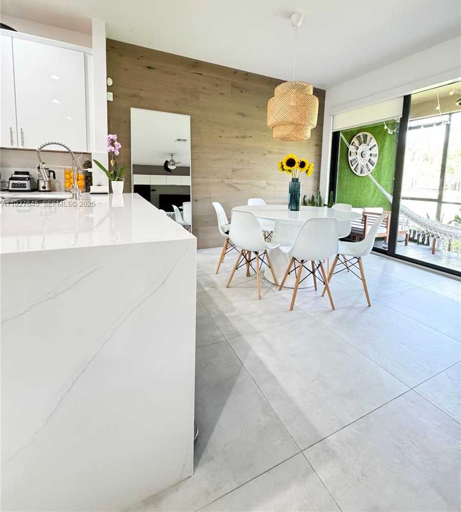 Small Image of 13017 SOUTH RIVERWALK CIR S, Plantation Number 16