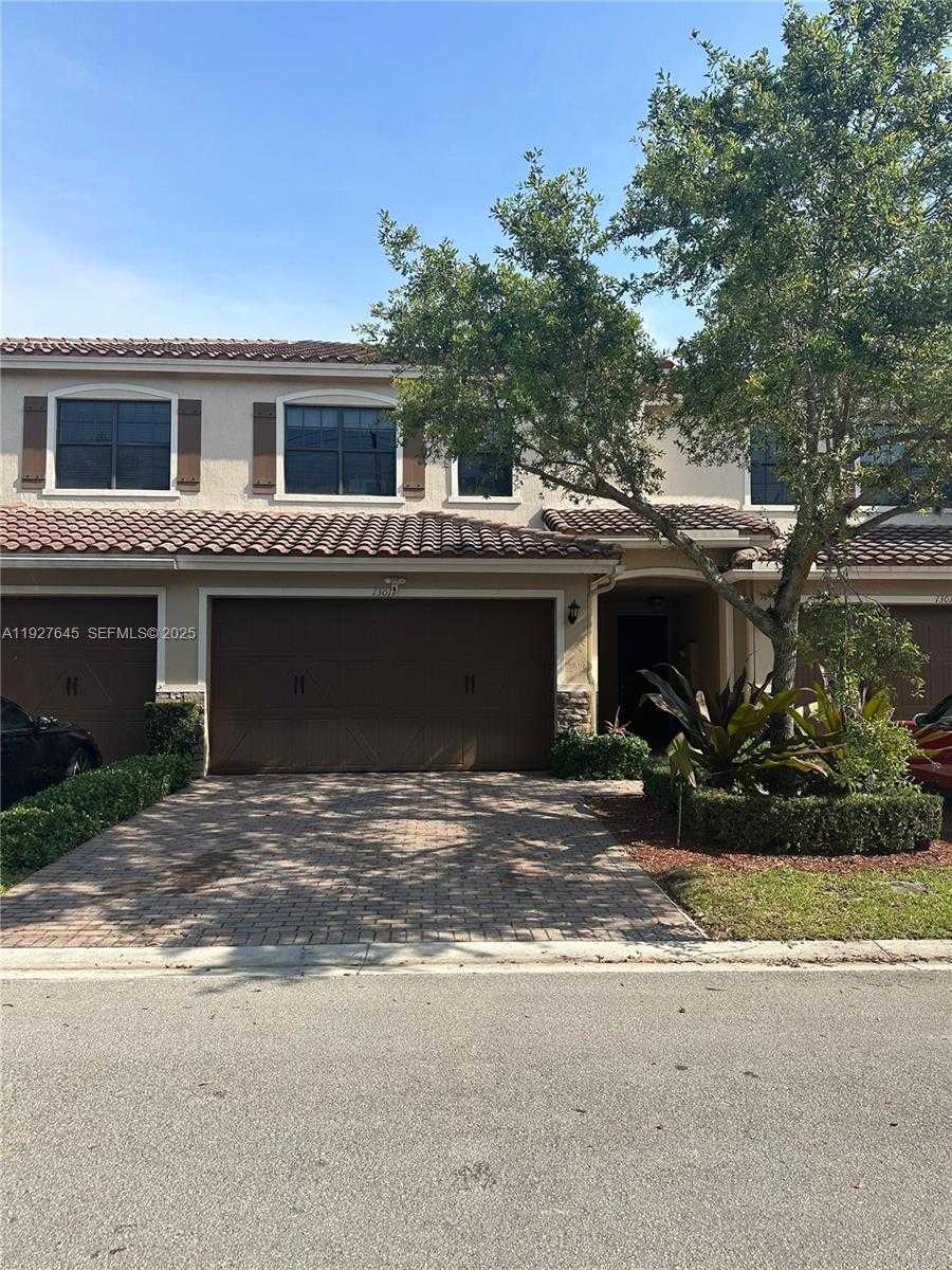 Small Image of 13017 SOUTH RIVERWALK CIR S, Plantation Number 3
