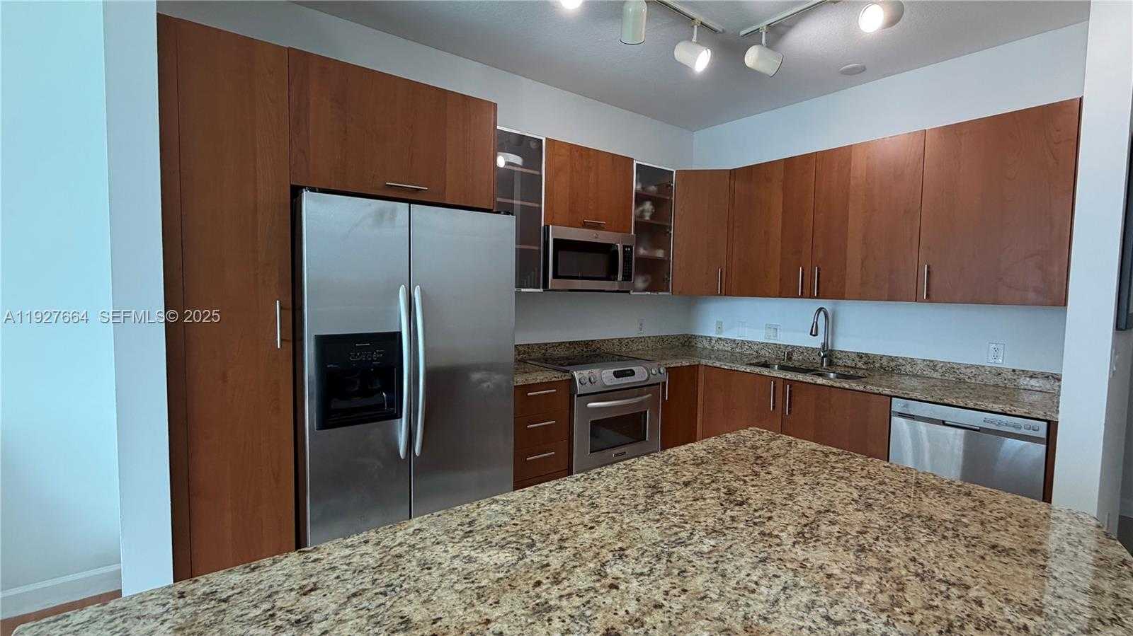 Small Image of 1945 SOUTH OCEAN DR #603, Hallandale Beach Number 6