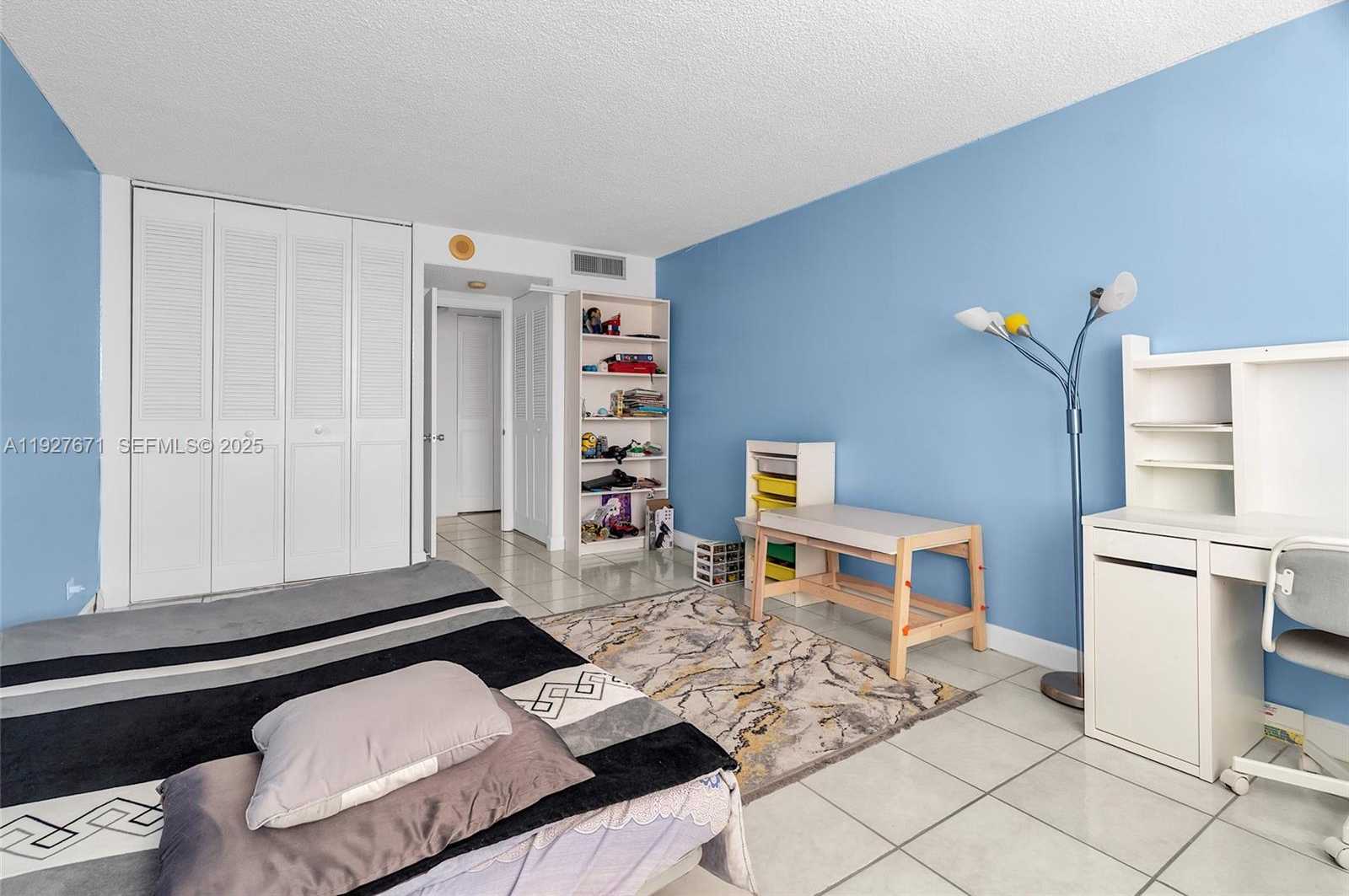 Small Image of 251 174TH ST #2115, Sunny Isles Beach Number 15
