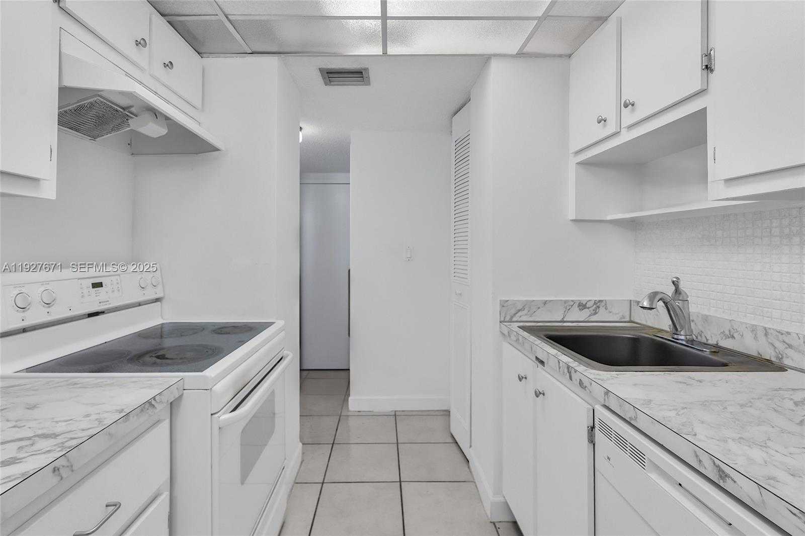 Small Image of 251 174TH ST #2115, Sunny Isles Beach Number 20