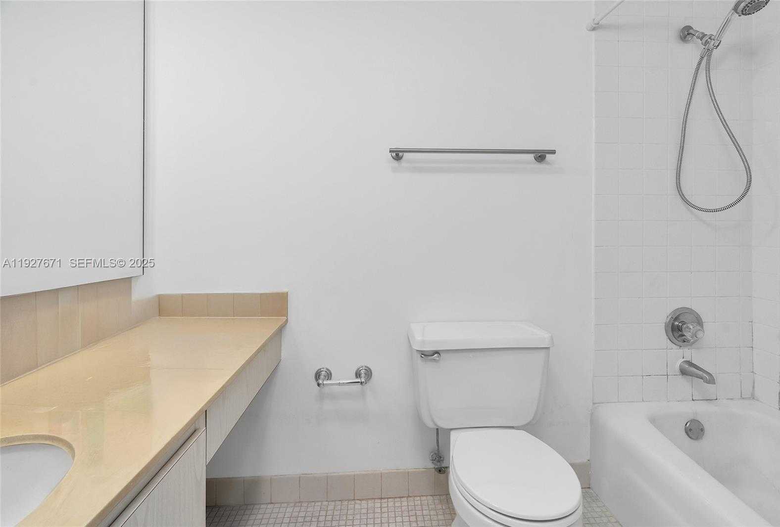 Small Image of 251 174TH ST #2115, Sunny Isles Beach Number 21