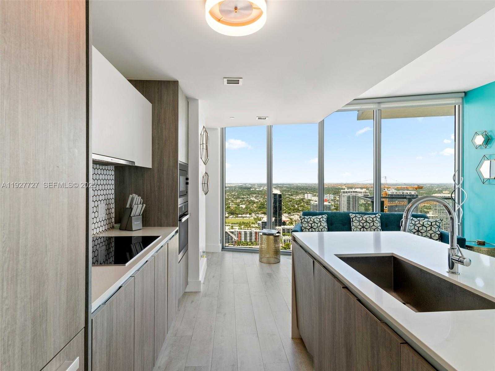 Small Image of 2900 NORTH EAST 7TH AVE #4301, Miami Number 7