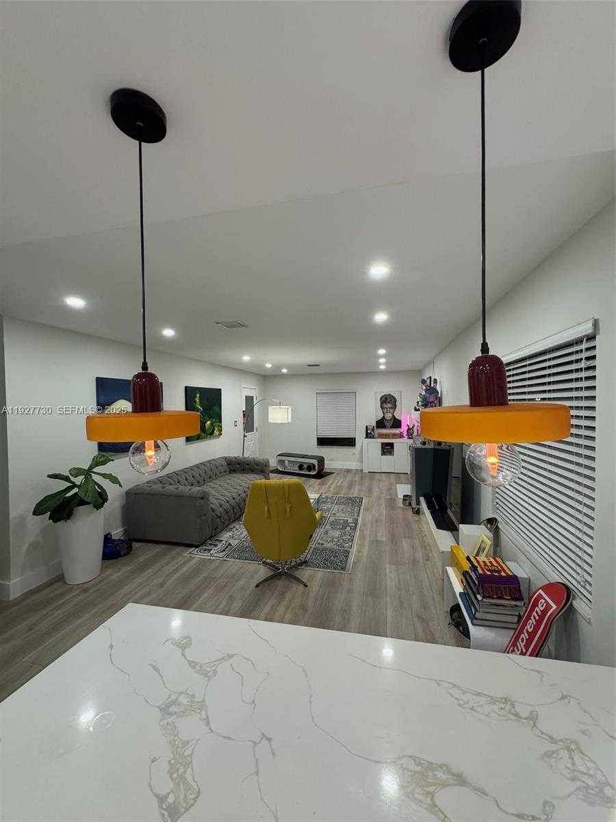 Small Image of 557 NORTH WEST 44ST #front, Miami Number 7